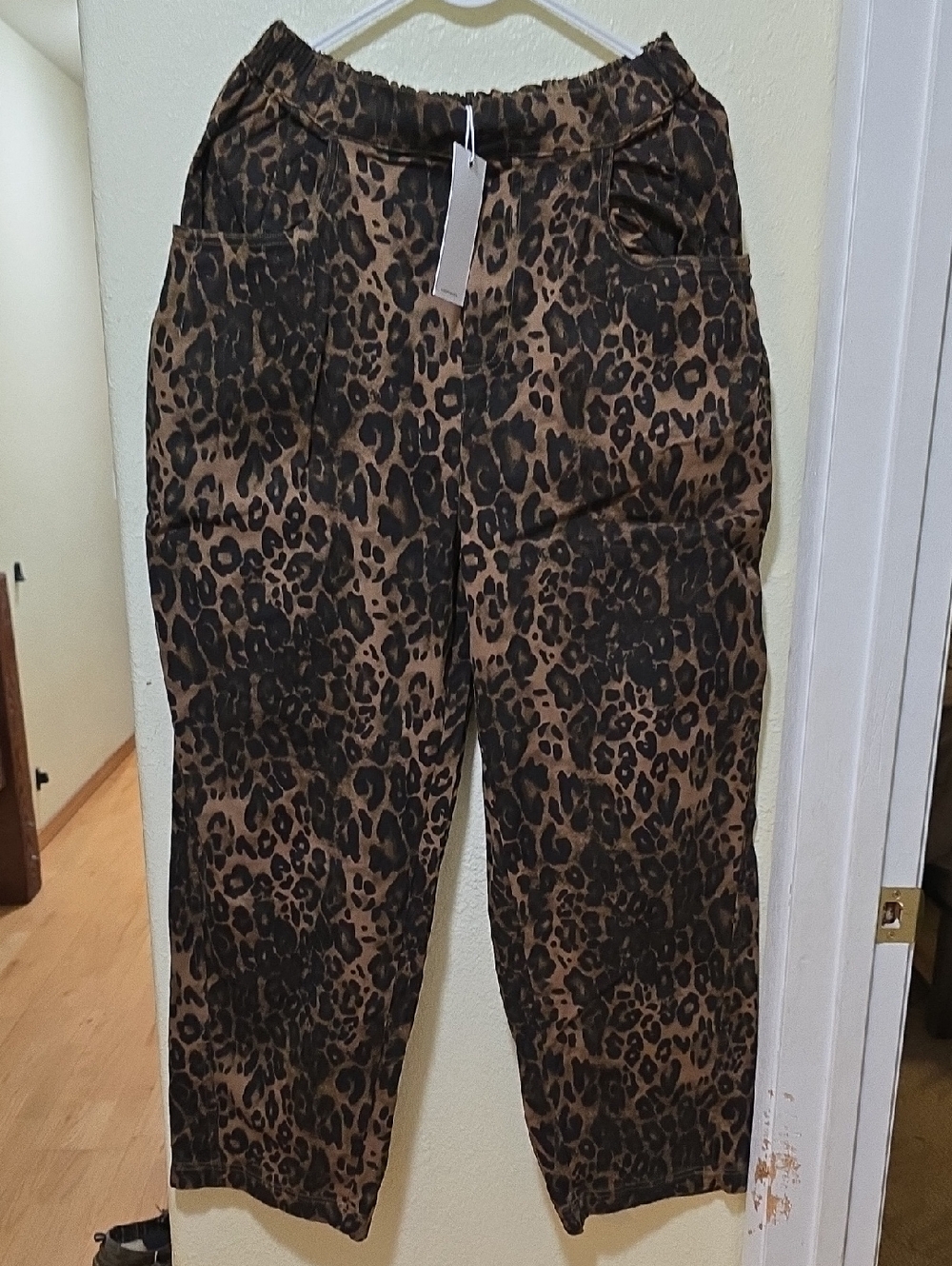 Annie Leopard-Print Pull-On Pants in Brown & Black